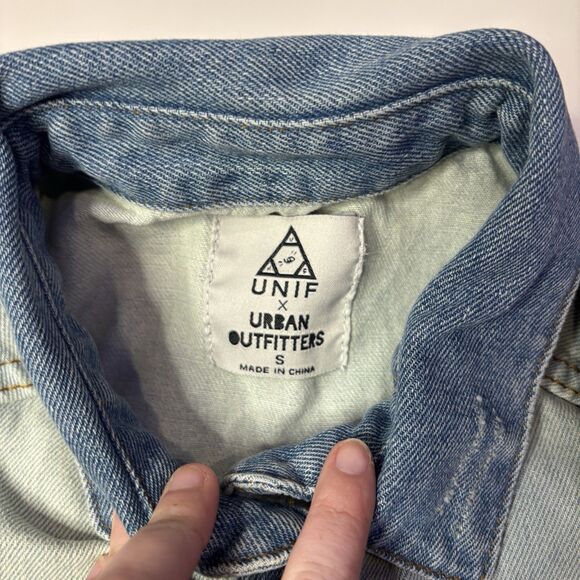 NWT UNIF x Urban OutfittersPatchwork Distressed Denim Jean Jacket Size Small - Picture 6 of 9
